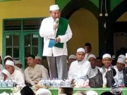 FAROUK : ISLAM ITU DAMAI DAN BUKAN TERORIS