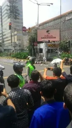 Foto-foto Bom Sarinah Beredar di Media Sosial