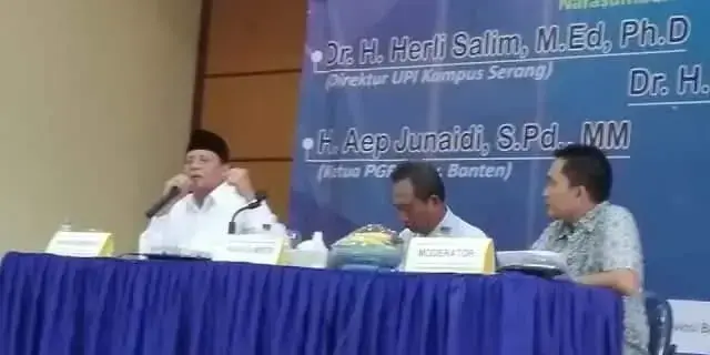 ALUMNI UPI PUJI WH DALAM MAJUKAN PENDIDIKAN