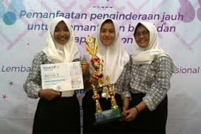 SMA Negeri 2 Tangerang Selatan Raih Juara Debat Nasional