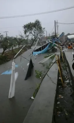 Hujan dan Angin Hantam Kota Tangerang