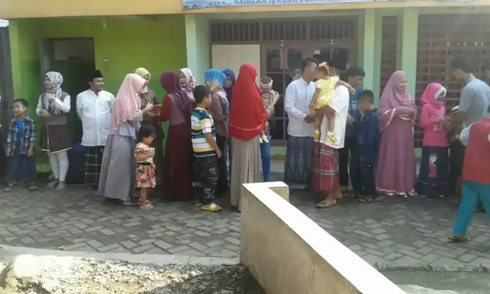 Tradisi Hari Raya Idul Fitri di Kampung Poris Plawad