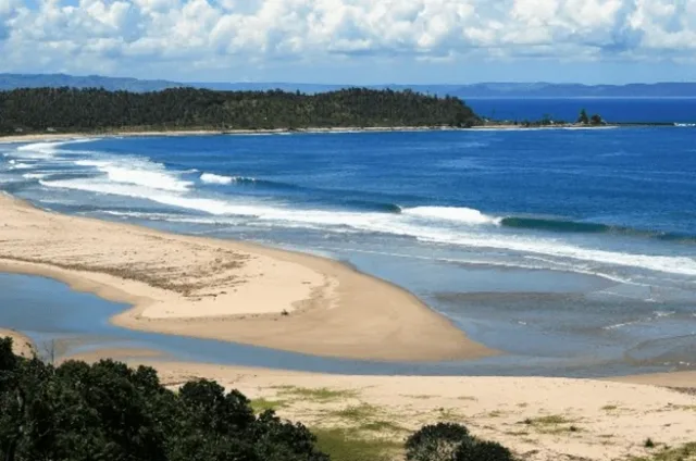 Dua Wisatawan Tewas Tenggelam di Pantai Sawarna