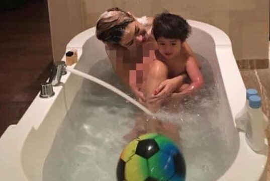 Nikita Mirzani Pamer Foto Telanjang Mandi Bareng Anak, Dikecam Netizen