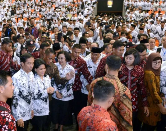 Puncak Peringatan Hari Guru Nasional dan Hari Ulang Tahun Ke-71 PGRI Tahun 2016