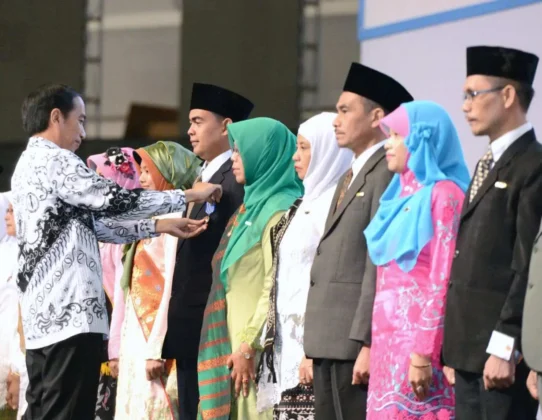 Puncak Peringatan Hari Guru Nasional dan Hari Ulang Tahun Ke-71 PGRI Tahun 2016