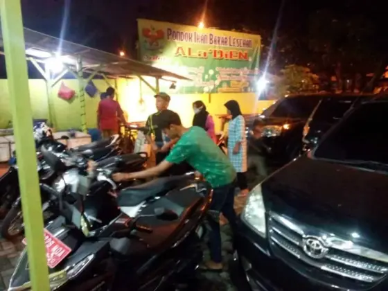 Rumah Makan ALa ‘DiEN Sajikan Kuliner Seafood di Cipondoh Kota Tangerang