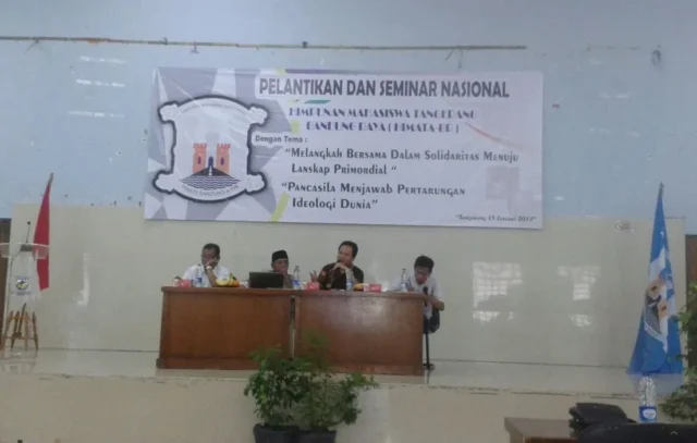 Ideologi Pancasila dan Demokrasi Tergerus Teknologi Dunia Maya