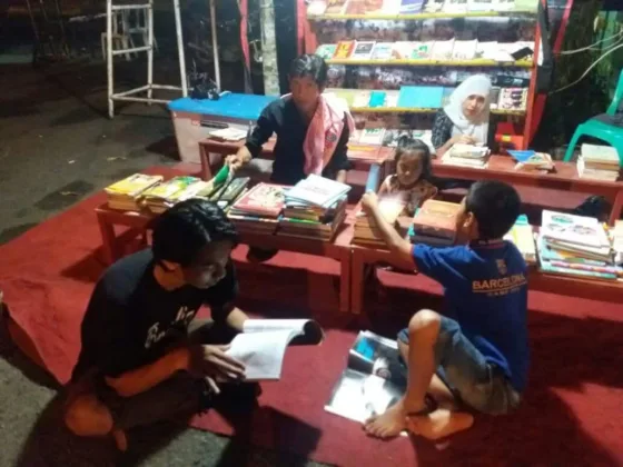 Doa dan Solidaritas Terhadap Musibah Banjir di Lebak Warnai Acara Malam Mingguan Komunitas