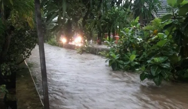 Hujan Deras Sebagian Wilayah Cipondoh Terendam Banjir