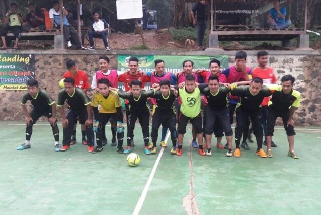 Rayakan Milad Ke-20, Ponpes Manahijussadat Gelar Lomba Futsal Antar Alumni