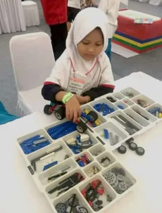 Santri Ponpes Assa’adah Jadi Juara di Creativkids Robotic Competition 2017