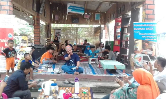 Tausiyah Budaya Yudi Baduy di Acara Halal Bihalal Pegiat Literasi Banten