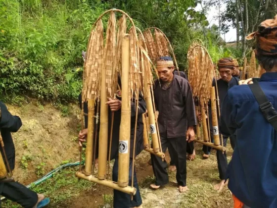 Upacara Adat Seren Taun Kasepuhan Ciptagelar