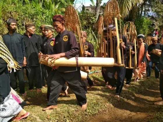 Upacara Adat Seren Taun Kasepuhan Ciptagelar