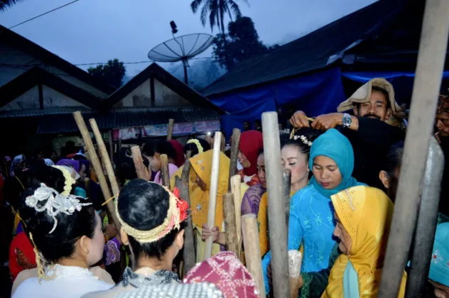 Sunatan Massal, Puncak Kemeriahan Seren Taun Kaolotan Cibadak