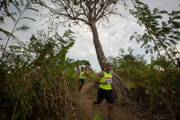 Hari Ke-2 Festival Pesona Tanjung Lesung, Kadis Pariwisata Banten Lepas Peserta Sunset Trail Run