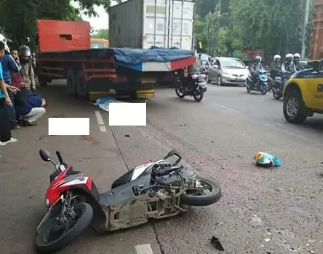 Buruh Pabrik Tewas Terseret Mobil Truk di Jatiuwung