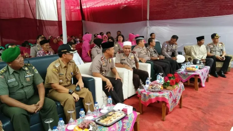 Kapolres Metro Tangerang Kota Resmikan Bedah Rumah Milik Marbot Masjid 