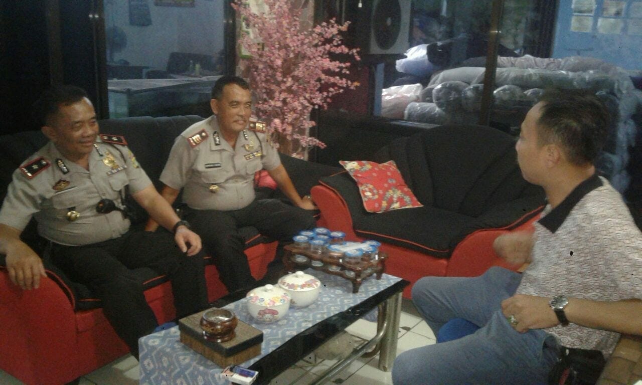 Jajaran Polsek Ciledug Sambangi Tokoh Masyarakat Kelurahan Cipadu