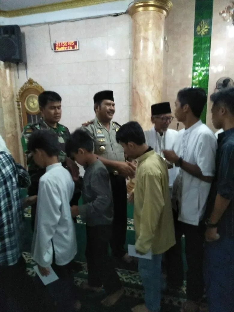 Kapolsek Karawaci Temui Ketua MUI Kota Tangerang