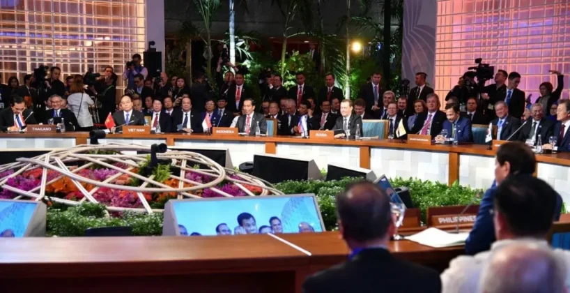 Presiden Jokowi Ajak Negara-Negara Asia Timur Jaga Budaya Dialog