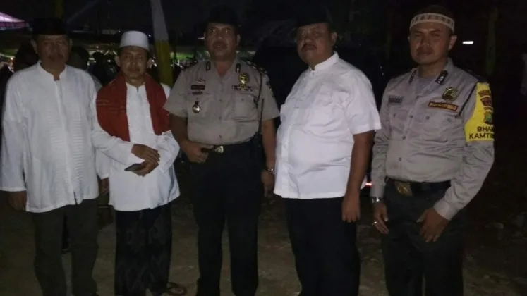 Di Atas Panggung PHBI Maulid Nabi Muhammad SAW, Kapolsek Karawaci Sampaikan Bahaya Narkoba