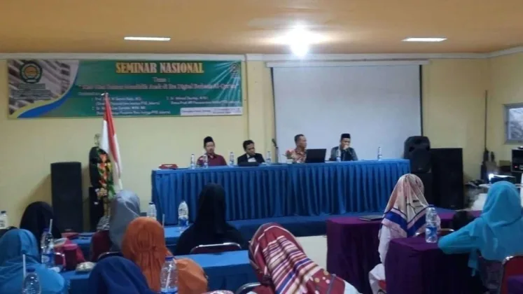 Institut PTIQ Jakarta Gelar Seminar Pendidikan Nasional di Era Digital