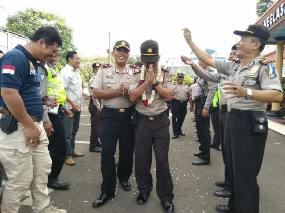 Suasana Haru dan Penuh Keakraban Sambut Apel Pengantar Tugas Wakapolsek Neglasari