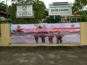 Spanduk TNI/Polri Bertebaran di Polsek Karawaci