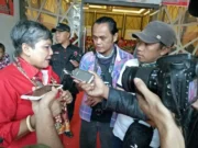 Ribka Tjiptaning: Pemimpin Tidak Boleh Melempar Tanggung Jawab