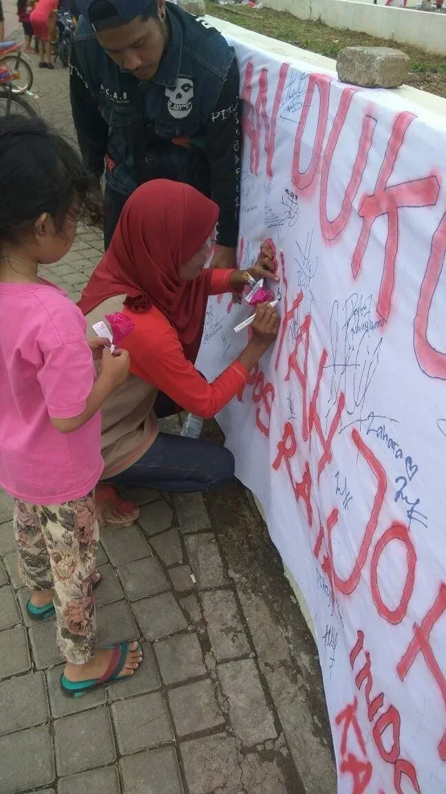 Posraya Indonesia Kabupaten Bogor Gelar Aksi Tanda Tangan dan Sebar Bunga Dukung Nungki-Syahjohan