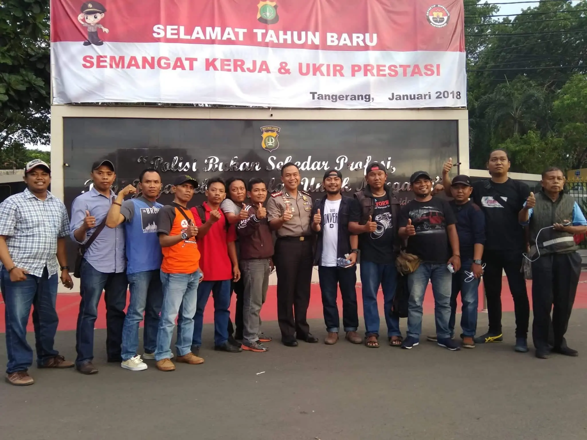 Dikeroyok saat Bertugas, Demonstran Tuntut Polisi Usut Kasus Kekerasan Terhadap Wartawan