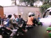 Sopir Angkot Tabrak Pengendara Motor di Curug