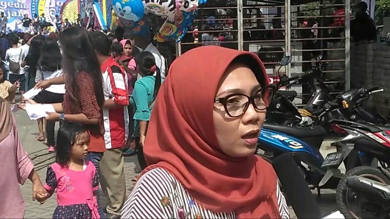 Hibur Masyarakat, Pasar Modern Mutiara Karawaci Bekerjasama Dengan RCTI Adakan Lomba Joget