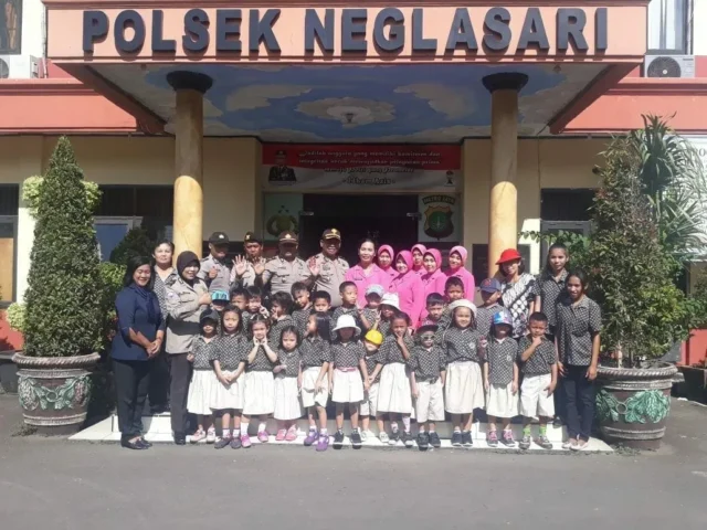 Jalin Kedekatan Emosional, Program Polkis Diselenggarakan di Aula Kantor Polsek Neglasari