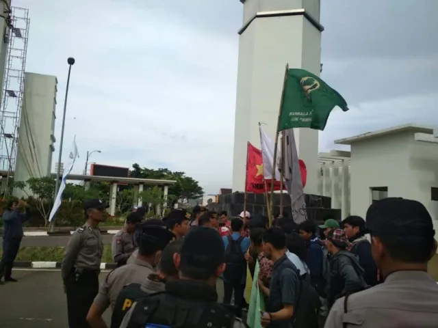 Kasat Sabhara Akui Anggotanya Setrum Faqih Helmi Saat Melakukan Orasi