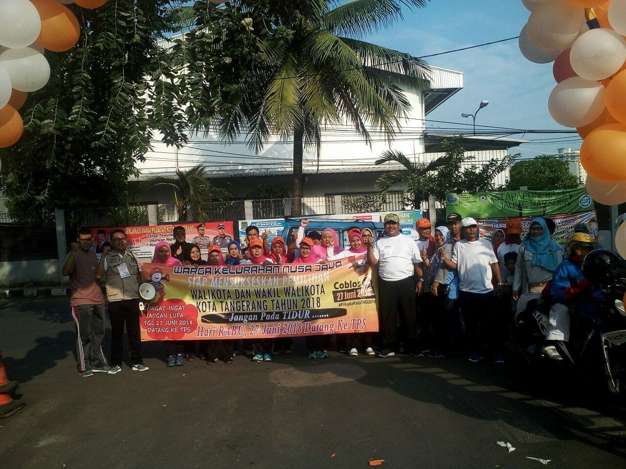 Polsek Karawaci Amankan Jalan Sehat Sosialisasi Pilkada 2018