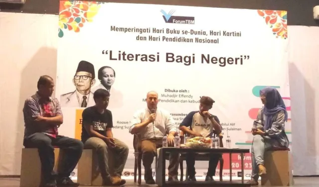 Dari Ujung Banten Selatan, Jaro Ruhandi Hadir Di Penghujung Rangkaian Peringatan Hari Kartini, Hardiknas dan Hari Buku Dunia 2018