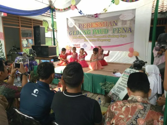 Pentas Seni Meriahkan Peresmian Gedung PAUD Pena Desa Sindang Sono Kabupaten Tangerang