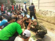 Jalin Kebersamaan, Kepala Desa Cirarab Gelar Bacakan Usai Kerja Bakti