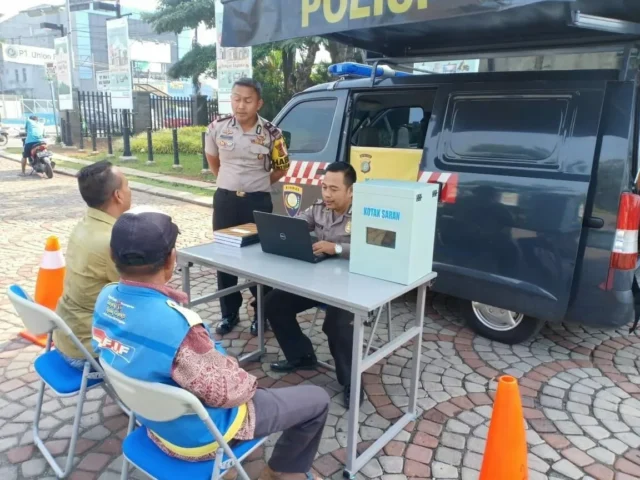 Berikan Pelayanan, Sat Binmas polsek jatiuwung Laksanakan Giat Sentra Pelayanan Masyarakat