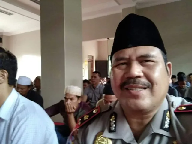 Sholat Jumat Berjamaah, Kapolsek Karawaci Sampaikan Pesan Kamtibmas