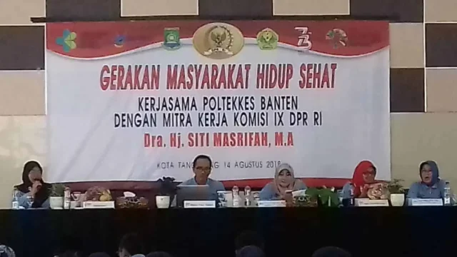 Komisi IX DPR RI Dan Kemenkes RI Gandeng POLTEKKES Banten Gelar Gerakan Masyarakat Hidup Sehat