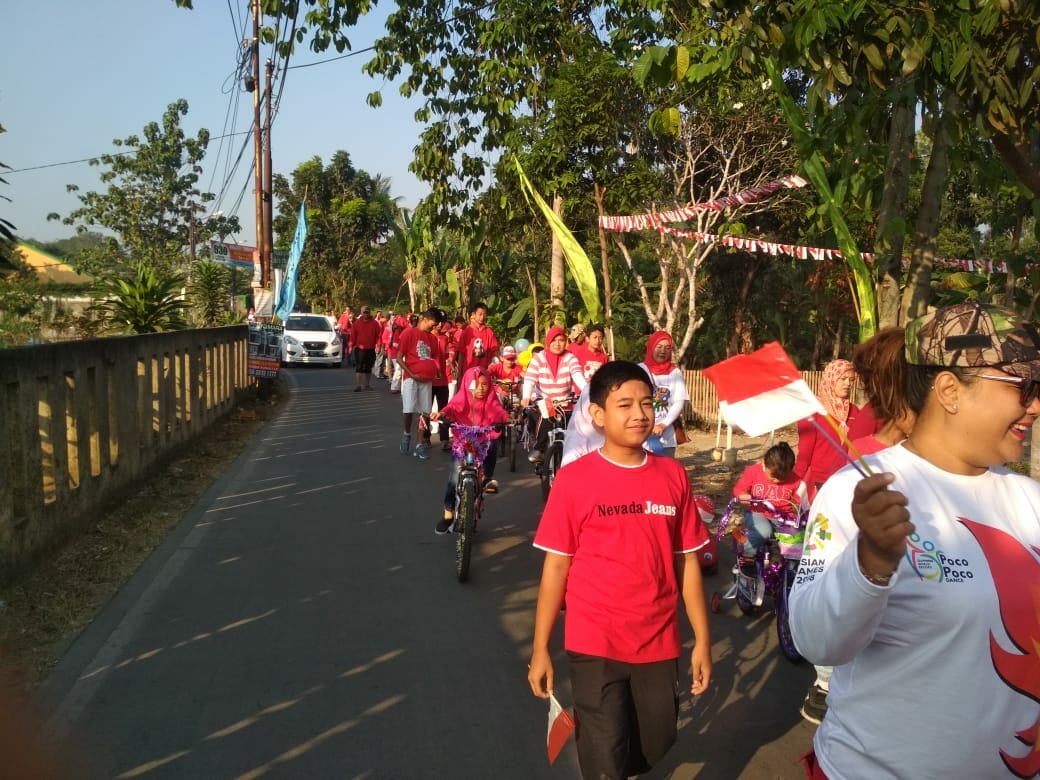 Warga Graha Indah 2 Pamulang Meriahkan Hari Kemerdekaan Dengan Senam Poco Poco