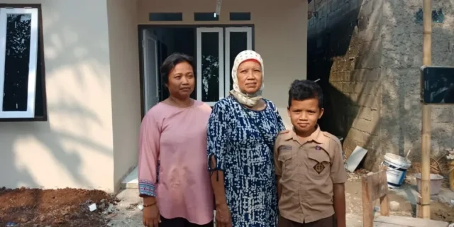 Program Bedah Rumah Polres Tangsel, Ibu Mamah : Alhamdulilah Rumah Saya Sudah Layak Di Huni"