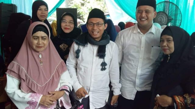 Jazuli dan Fadlin Di Do'akan Ustazah Majlis Taklim SeKota Tangerang