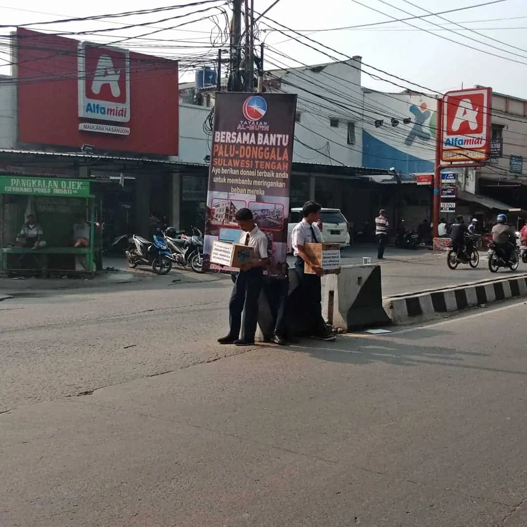 Pelajar di Kota Tangerang Galang Dana Gempa Dan Tsunami Sulawesi Tengah