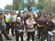 Tak Terima Warganya di PHK, Ratusan Anggota Ormas Gruduk PT.SMU