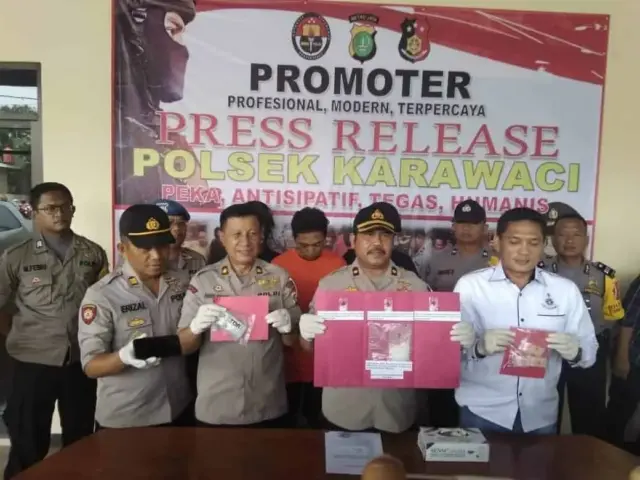 Jual Sabu, Toke Ditangkap Polisi Di Kontrakan